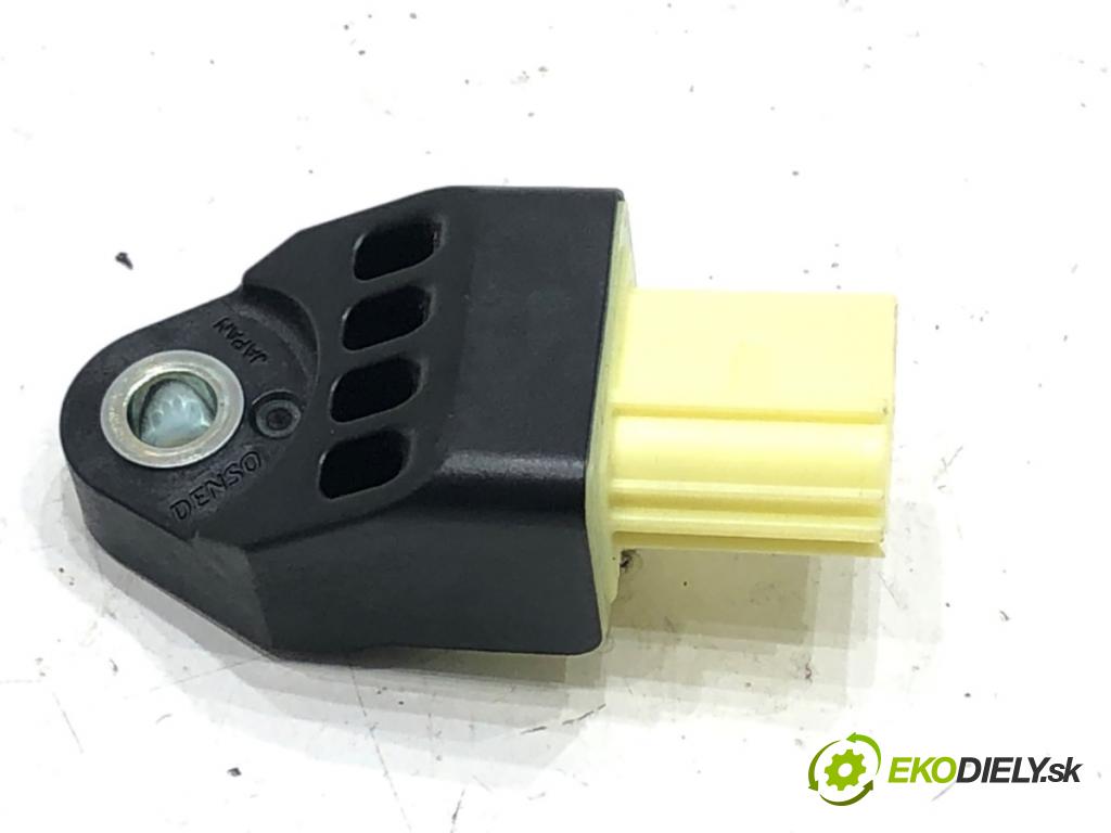 SUBARU BRZ 2012 - 2022    2.0 (ZC6) 147 kW [200 KM] benzyna 2012 - 2022  Snímač nárazu 98237FJ000 (Snímače nárazu)