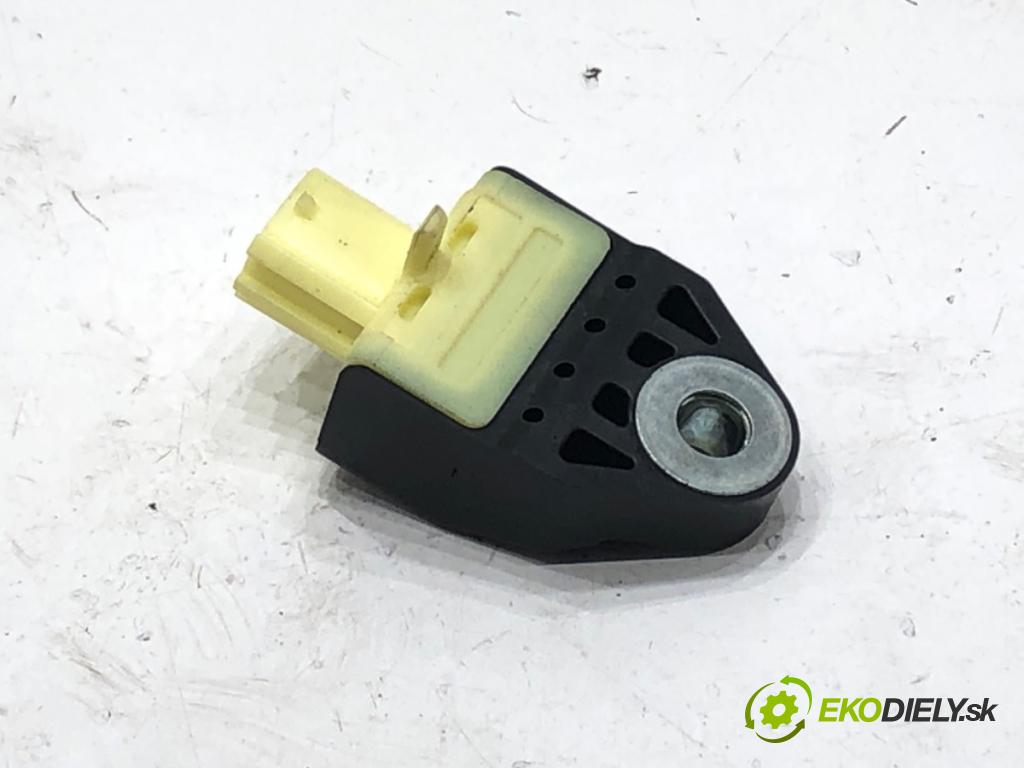 SUBARU BRZ 2012 - 2022    2.0 (ZC6) 147 kW [200 KM] benzyna 2012 - 2022  Snímač nárazu 98237CA020 (Snímače nárazu)