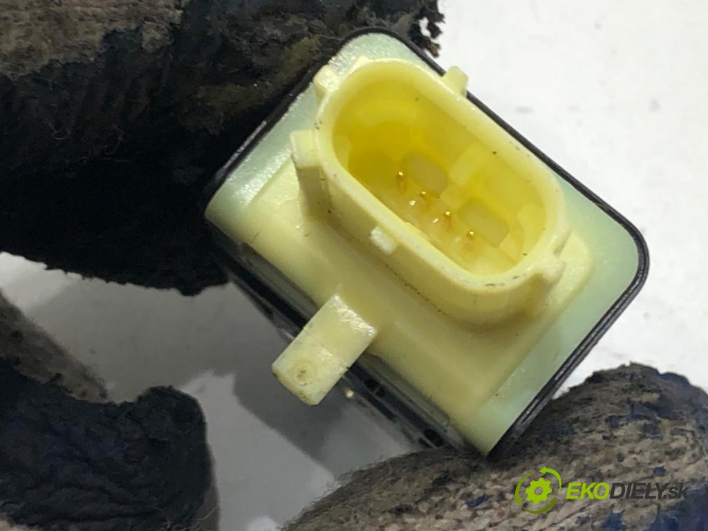 SUBARU BRZ 2012 - 2022    2.0 (ZC6) 147 kW [200 KM] benzyna 2012 - 2022  Snímač nárazu 98237FJ000 (Snímače nárazu)