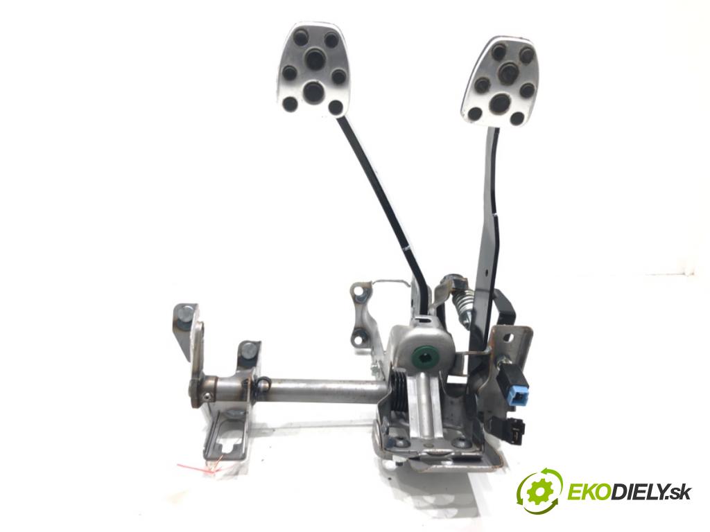 SUBARU BRZ 2012 - 2022    2.0 (ZC6) 147 kW [200 KM] benzyna 2012 - 2022  PEDÁL: manuálne  (Pedále)