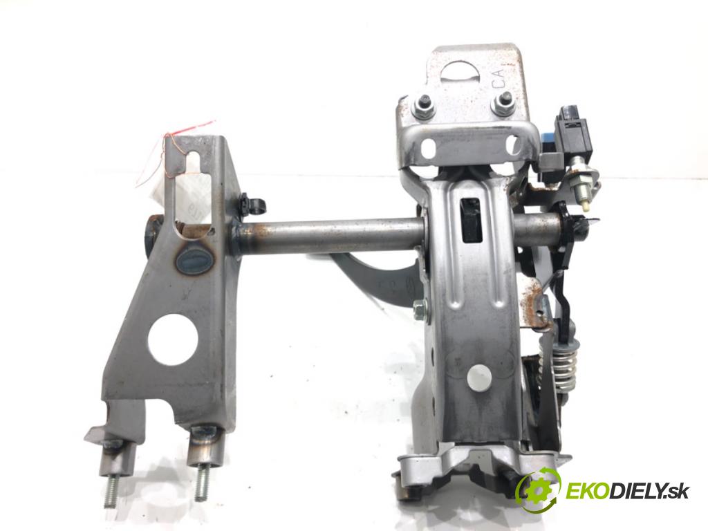 SUBARU BRZ 2012 - 2022    2.0 (ZC6) 147 kW [200 KM] benzyna 2012 - 2022  PEDÁL: manuálne  (Pedále)