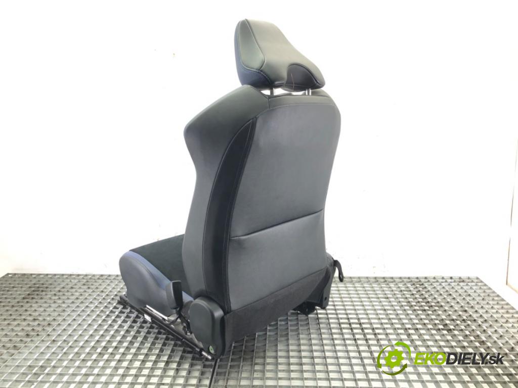 SUBARU BRZ 2012 - 2022    2.0 (ZC6) 147 kW [200 KM] benzyna 2012 - 2022  Sedadlo pravy predný