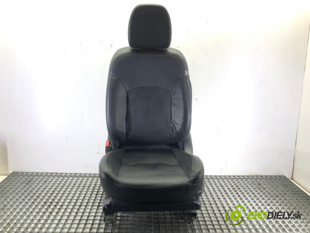 PEUGEOT 4008 2012 - 2022    1.8 HDi 110 kW [150 KM] olej napędowy 2012 - 2022  Sedadlo ľavy predný 