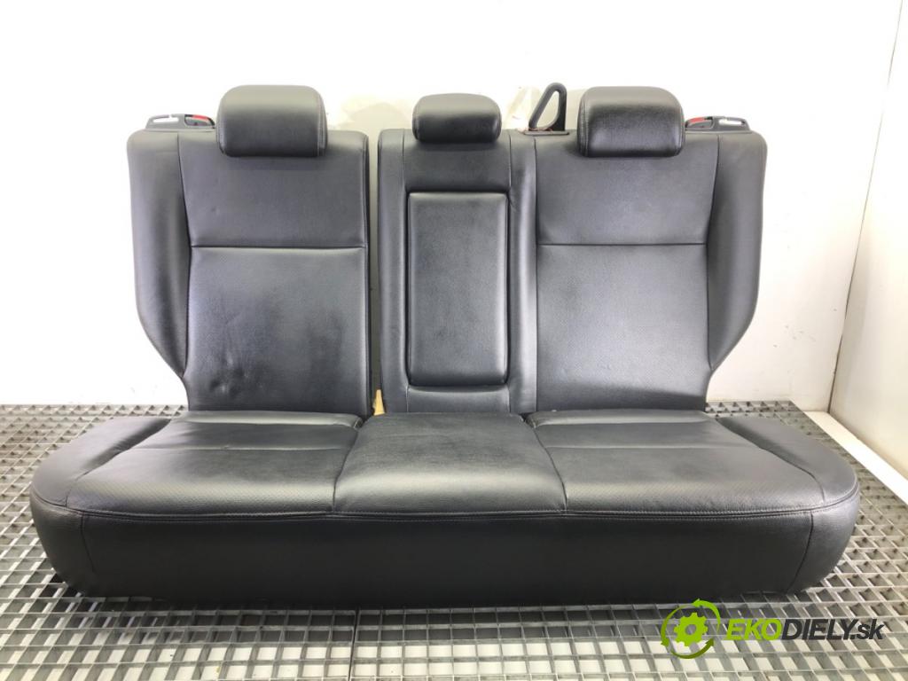 PEUGEOT 4008 2012 - 2022    1.8 HDi 110 kW [150 KM] olej napędowy 2012 - 2022  Sedadlo druhý rad 