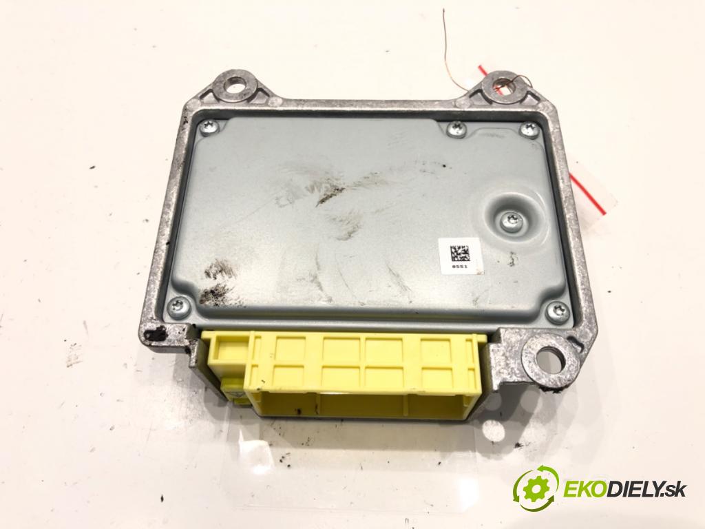 PEUGEOT 4008 2012 - 2022    1.8 HDi 110 kW [150 KM] olej napędowy 2012 - 2022  senzor airbag  (Snímače)