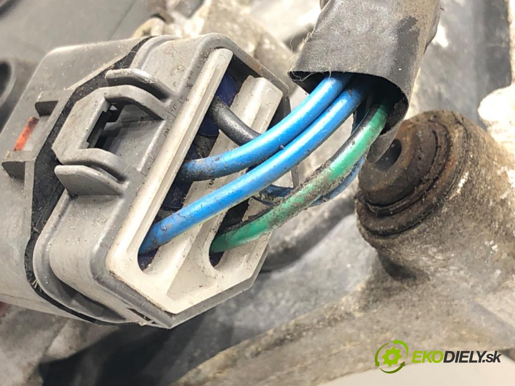 HONDA CIVIC VII Hatchback (EU, EP, EV) 2000 - 2006    1.6 i (EP2) 81 kW [110 KM] benzyna 2001 - 2005  Mechanizmus stieračov predný 404564 (Motorčeky stieračov predné)