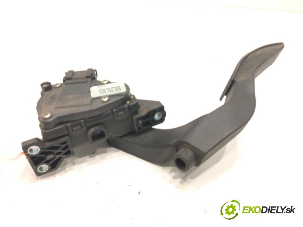 AUDI A4 B6 (8E2) 2000 - 2005    1.9 TDI 96 kW [130 KM] olej napędowy 2000 - 2004  Potenciometer plynu 8E1721523 (Pedále)