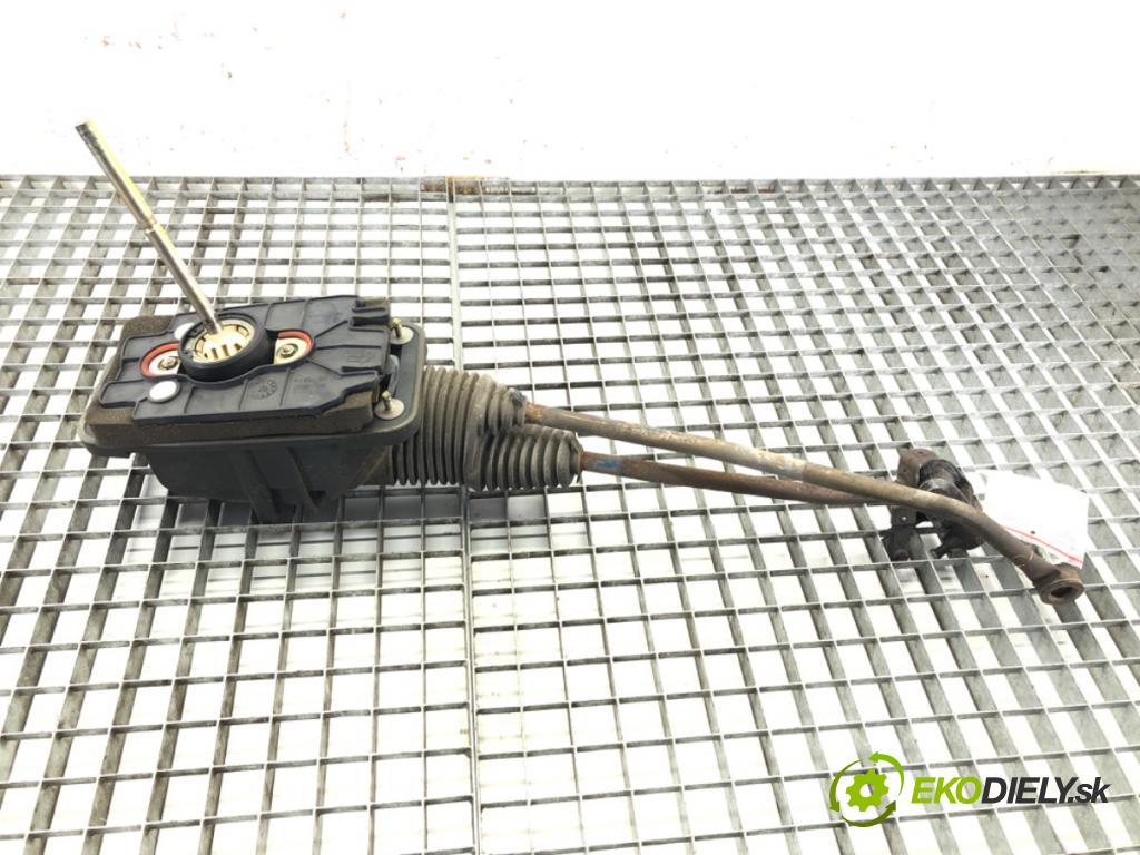 AUDI A4 B6 (8E2) 2000 - 2005    1.9 TDI 96 kW [130 KM] olej napędowy 2000 - 2004  Kulisa  (Rýchlostné páky / kulisy)