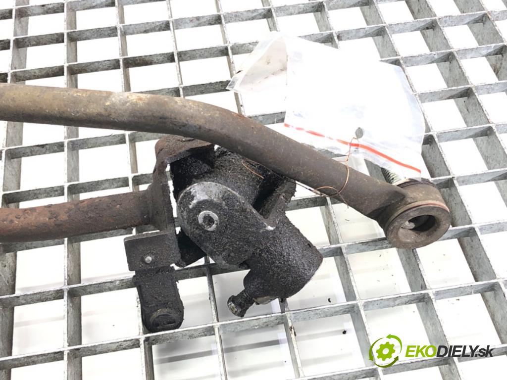 AUDI A4 B6 (8E2) 2000 - 2005    1.9 TDI 96 kW [130 KM] olej napędowy 2000 - 2004  Kulisa  (Rýchlostné páky / kulisy)