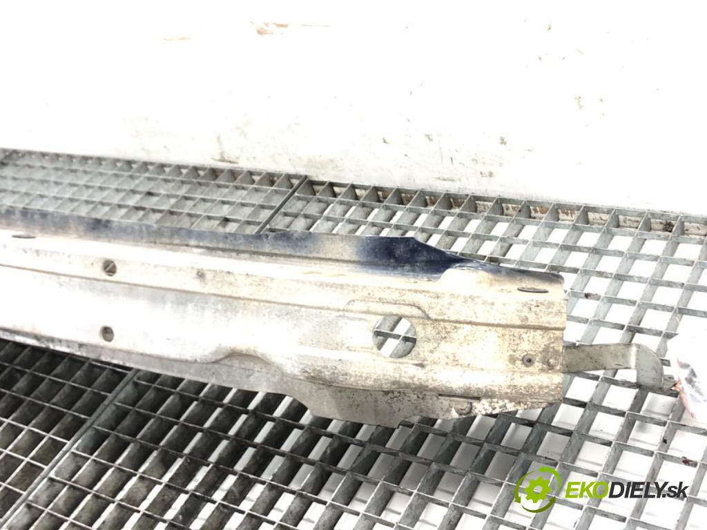 AUDI A4 B6 (8E2) 2000 - 2005    1.9 TDI 96 kW [130 KM] olej napędowy 2000 - 2004  výztuha nárazníka přední část  (Výztuhy přední)