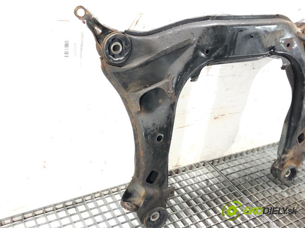 AUDI A4 B6 (8E2) 2000 - 2005    1.9 TDI 96 kW [130 KM] olej napędowy 2000 - 2004  výztuha pod motor  (Výztuhy přední)