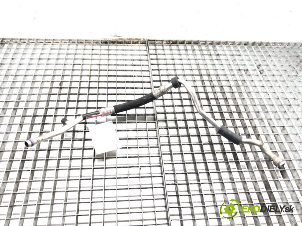 AUDI A4 B6 (8E2) 2000 - 2005    1.9 TDI 96 kW [130 KM] olej napędowy 2000 - 2004  rúrka klimatizácie 8E1260712K (Rúrky klimatizácie)