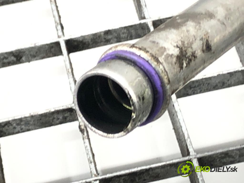 AUDI A4 B6 (8E2) 2000 - 2005    1.9 TDI 96 kW [130 KM] olej napędowy 2000 - 2004  rúrka klimatizácie 8E1260712K (Rúrky klimatizácie)