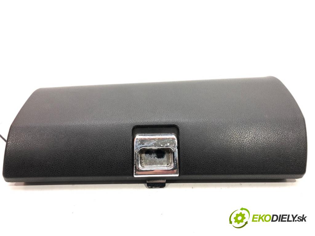 AIXAM CROSSLINE 2012 - 2016    0.4 4 kW [5 KM] olej napędowy 2012 - 2016  Priehradka, kastlík spolujazdca  (Priehradky, kastlíky)