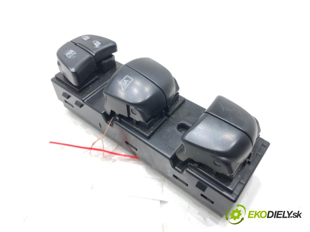 NISSAN JUKE (F15) 2010 - 2022    1.6 DIG-T 140 kW [190 KM] benzyna 2010 - 2022  Prepínač okien 254011KA0B (Prepínače, spínače, tlačidlá a ovládače kúrenia)