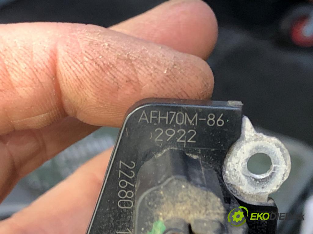 NISSAN JUKE (F15) 2010 - 2022    1.6 DIG-T 140 kW [190 KM] benzyna 2010 - 2022  Váha vzduchu 226801MB0A (Váhy vzduchu)