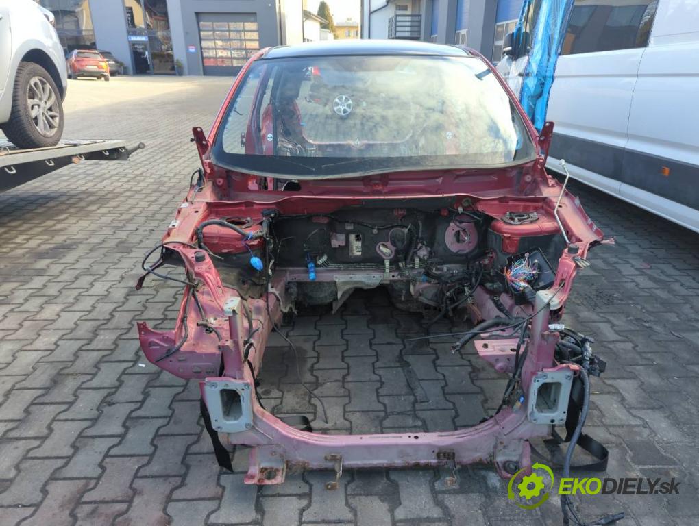 PEUGEOT 4008 2012 - 2022    1.8 HDi 110 kW [150 KM] olej napędowy 2012 - 2022  KAROSERIA ČTVRŤÁK blatník zadní část levý pravý práh střecha PODŁUŻNICA levý pravý