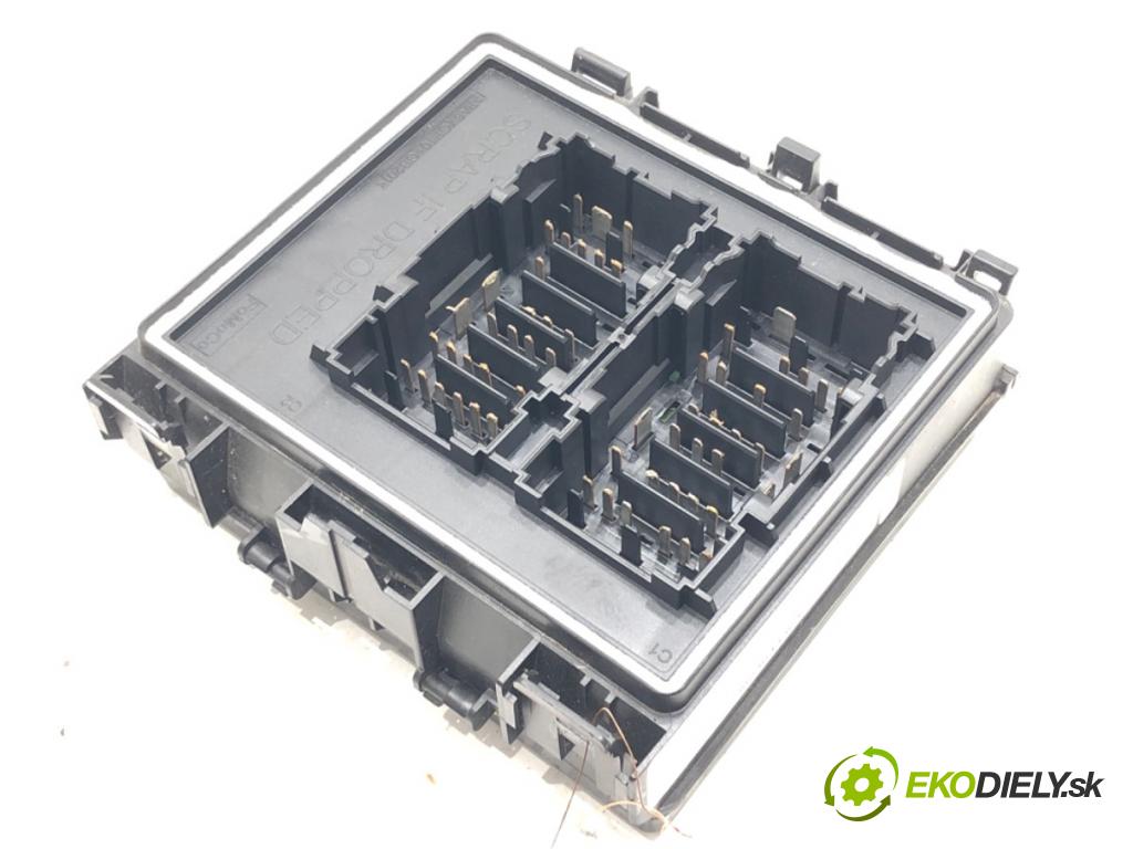 FORD FOCUS IV Turnier (HP) 2018 - 2022    1.5 EcoBlue 88 kW [120 KM] olej napędowy 2018 - 2022  skříňka poistková NX6T-14D068-EFA (Pojistkové skříňky)