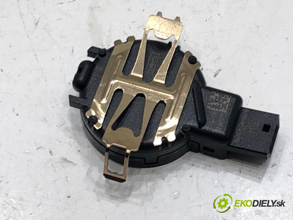 FORD FOCUS IV Turnier (HP) 2018 - 2022    1.5 EcoBlue 88 kW [120 KM] olej napędowy 2018 - 2022  Snímač dažďa LU5T-17D547-CA (Snímače dažďa)