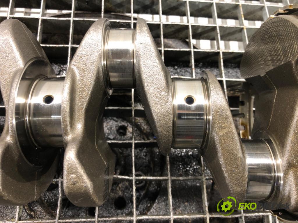 NISSAN JUKE (F15) 2010 - 2022    1.6 DIG-T 140 kW [190 KM] benzyna 2010 - 2022  Kardaň, hriadeľ KLIKA: ED80H (Ostatné)