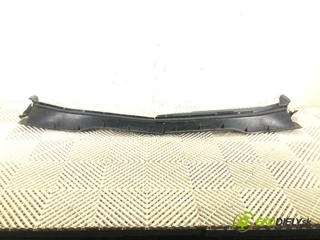 MITSUBISHI OUTLANDER II (CW_W) 2006 - 2012    2.4 4WD (CW5W) 125 kW [170 KM] benzyna 2007 - 2012  Torpédo, plast pod čelné okno 7405A174 (Torpéda)