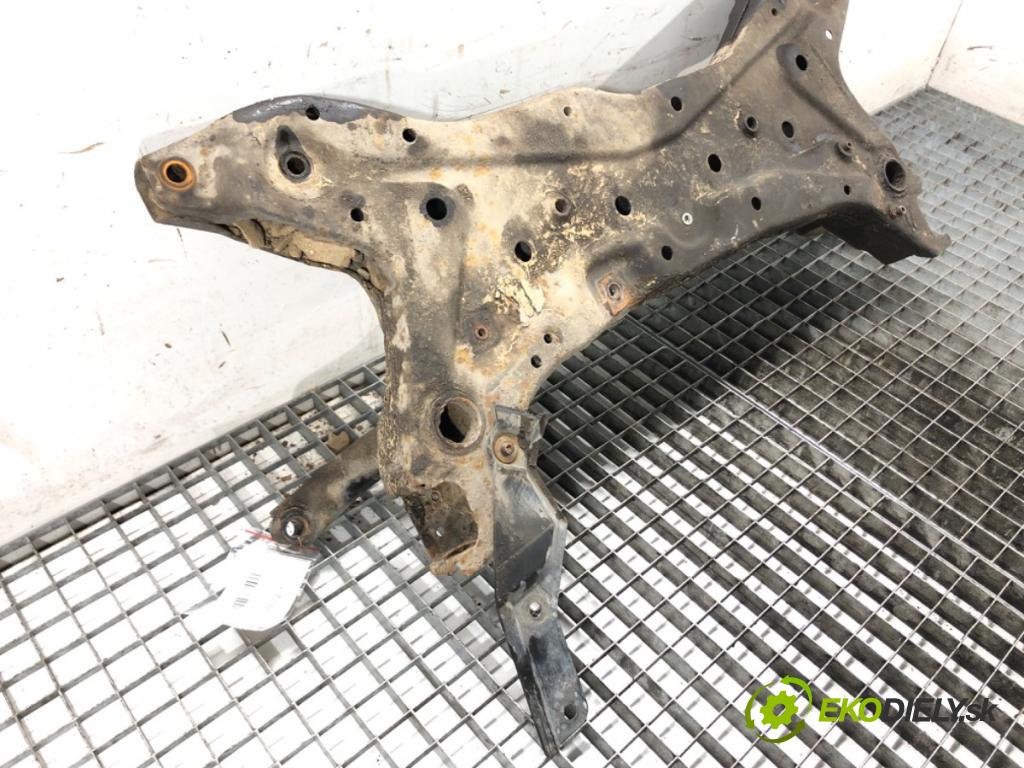 MITSUBISHI OUTLANDER II (CW_W) 2006 - 2012    2.4 4WD (CW5W) 125 kW [170 KM] benzyna 2007 - 2012  výztuha pod motor  (Výztuhy přední)