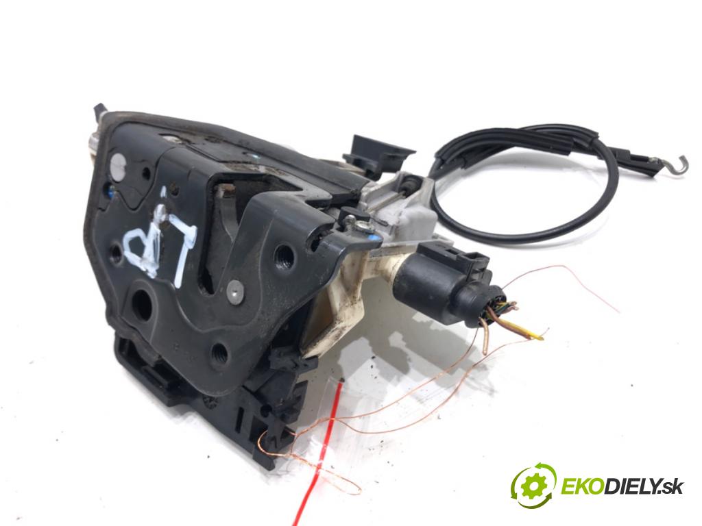 SEAT LEON (1P1) 2005 - 2013    1.9 TDI 77 kW [105 KM] olej napędowy 2005 - 2010  zámok dveře levý přední část 1P1837015