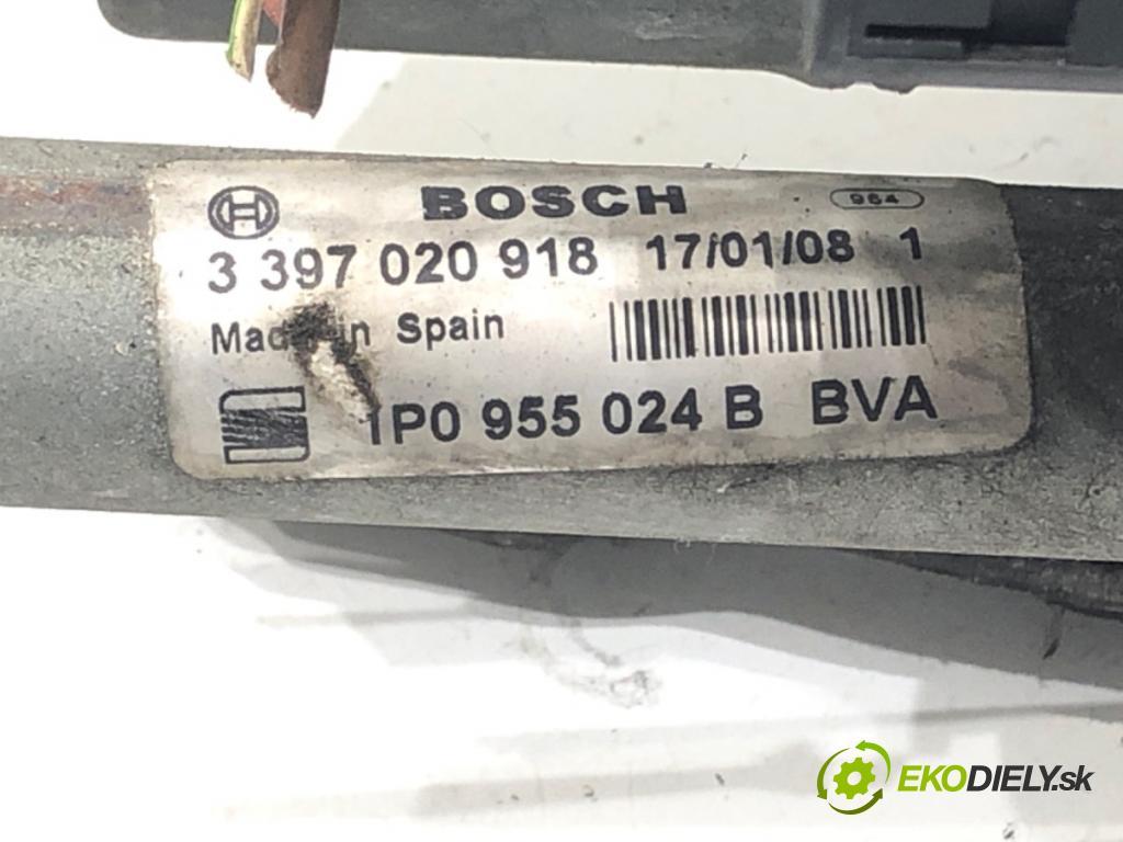 SEAT LEON (1P1) 2005 - 2013    1.9 TDI 77 kW [105 KM] olej napędowy 2005 - 2010  mechanismus stěračů pravý přední část 1P0955024B