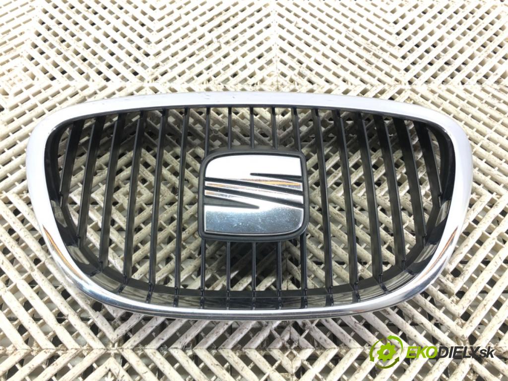 SEAT LEON (1P1) 2005 - 2013    1.9 TDI 77 kW [105 KM] olej napędowy 2005 - 2010  mřížka maska  (Mřížky (masky) chladičů)