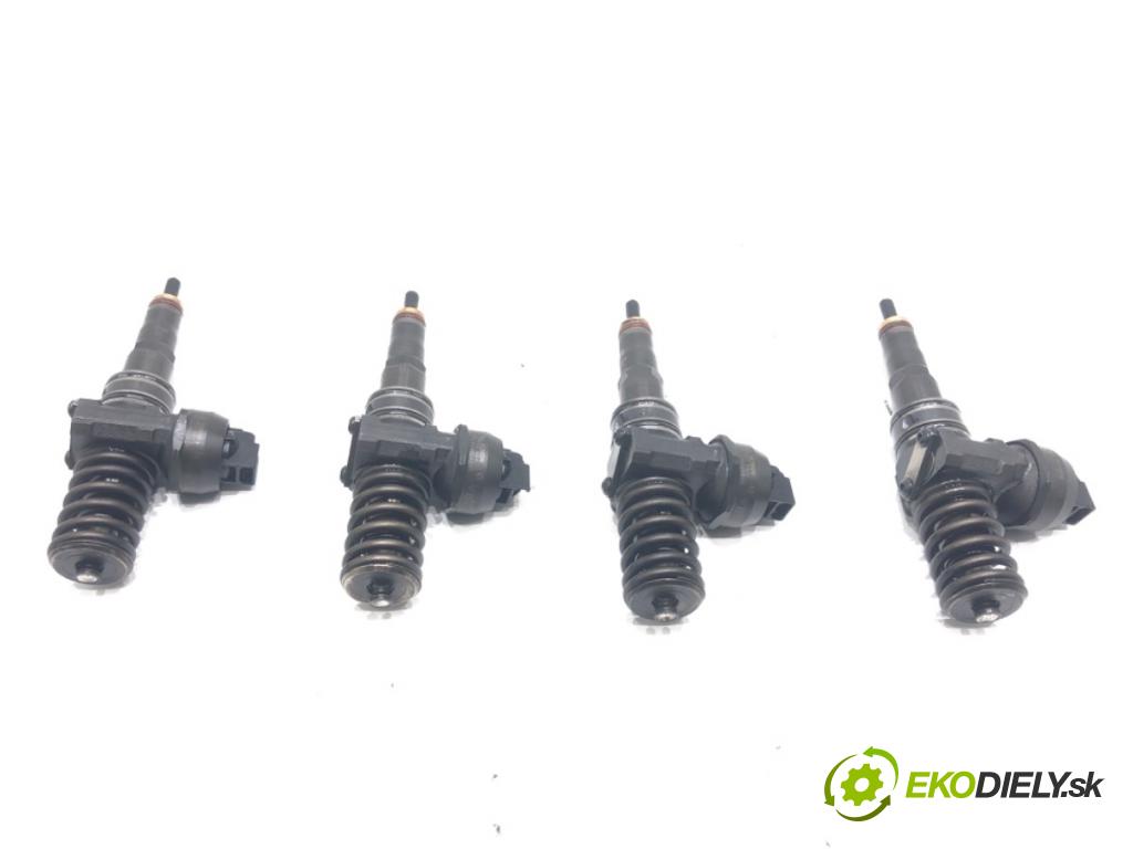 SEAT LEON (1P1) 2005 - 2013    1.9 TDI 77 kW [105 KM] olej napędowy 2005 - 2010  Vstrekovač 038130073AG
