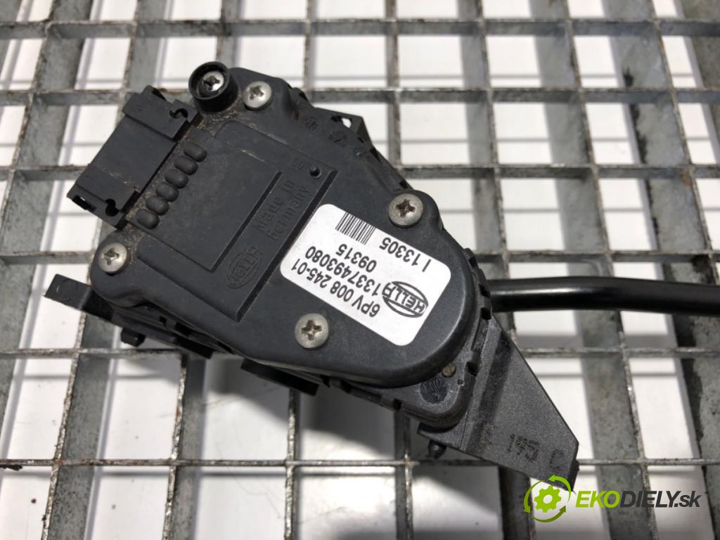 PEUGEOT BOXER Autobus (244, Z_) 2001 - 2022    2.0 HDi 62 kW [84 KM] olej napędowy 2002 - 2022  Potenciometer plynu 1337493080 (Pedále)