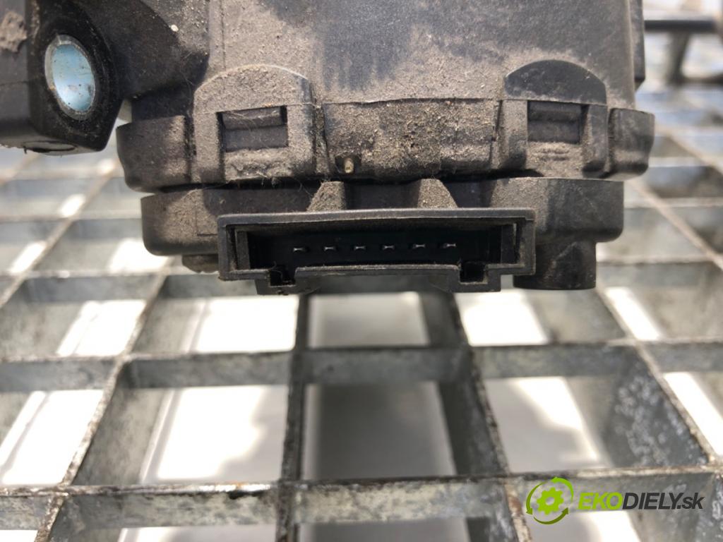 PEUGEOT BOXER Autobus (244, Z_) 2001 - 2022    2.0 HDi 62 kW [84 KM] olej napędowy 2002 - 2022  Potenciometer plynu 1337493080 (Pedále)