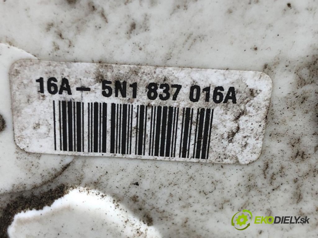 SEAT IBIZA IV (6J5, 6P1) 2008 - 2017    1.6 TDI 66 kW [90 KM] olej napędowy 2009 - 2015  zámok dveře pravý přední část 5N1837016A