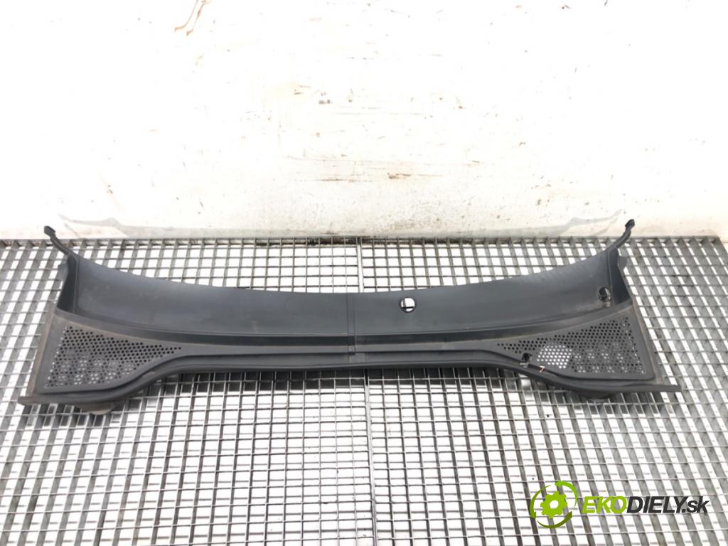 VW PASSAT B8 (3G2, CB2) 2014 - 2022    1.4 TSI 110 kW [150 KM] benzyna 2014 - 2022  Torpédo, plast pod čelné okno 3G1819404B (Torpéda)