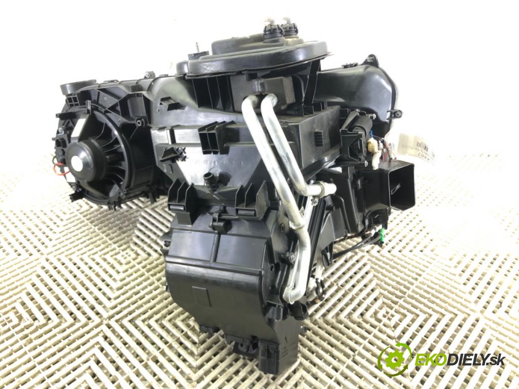 VW PASSAT B8 (3G2, CB2) 2014 - 2022    1.4 TSI 110 kW [150 KM] benzyna 2014 - 2022  topné těleso radiátor topení komplet KOMBAJN 3Q1820005AD (Radiátory topení)