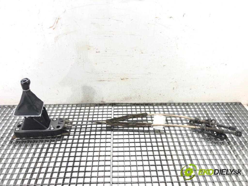 VW PASSAT B8 (3G2, CB2) 2014 - 2022    1.4 TSI 110 kW [150 KM] benzyna 2014 - 2022  Kulisa 3Q0711049G (Rýchlostné páky / kulisy)