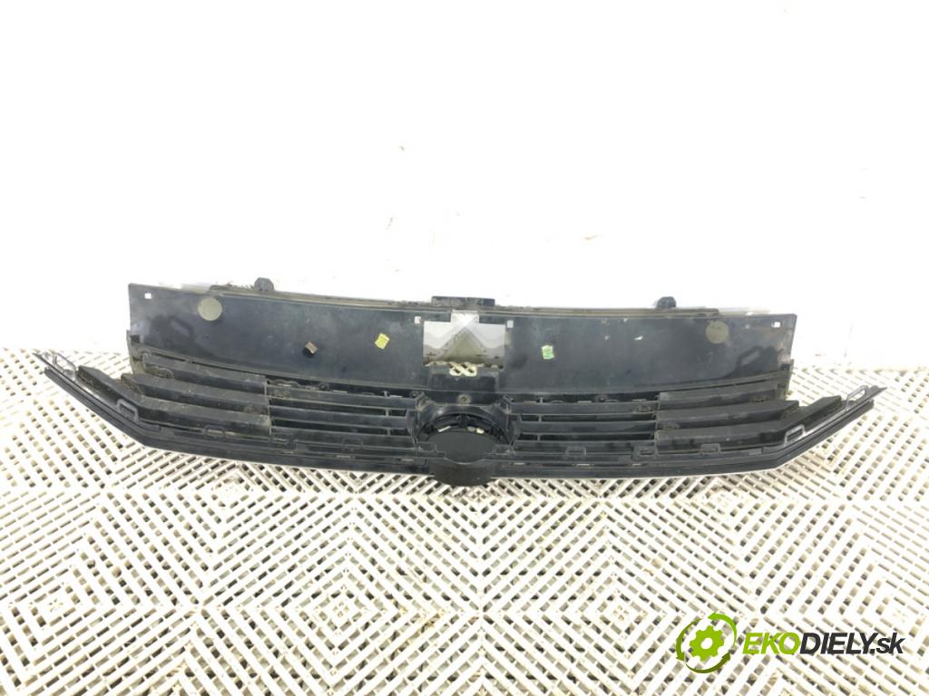 VW PASSAT B8 (3G2, CB2) 2014 - 2022    1.4 TSI 110 kW [150 KM] benzyna 2014 - 2022  mřížka maska  (Mřížky (masky) chladičů)