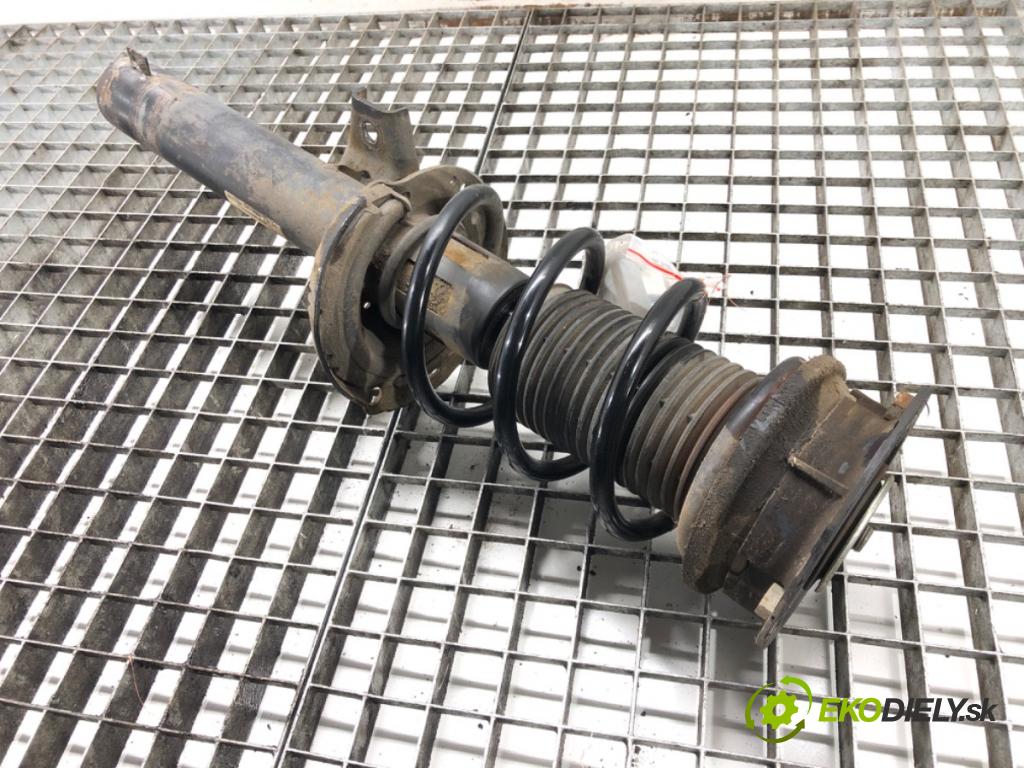 VW PASSAT B8 sedan 2015 110 kW 1.4 TSI 1395 Tlmič pravy predný ZE 3Q0413031BM