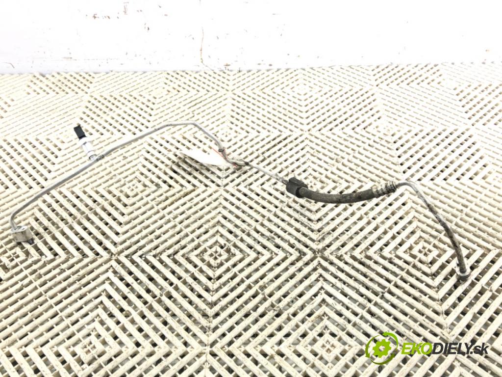 VW PASSAT B8 (3G2, CB2) 2014 - 2022    1.4 TSI 110 kW [150 KM] benzyna 2014 - 2022  rúrka klimatizácie 3Q0820741H (Rúrky klimatizácie)