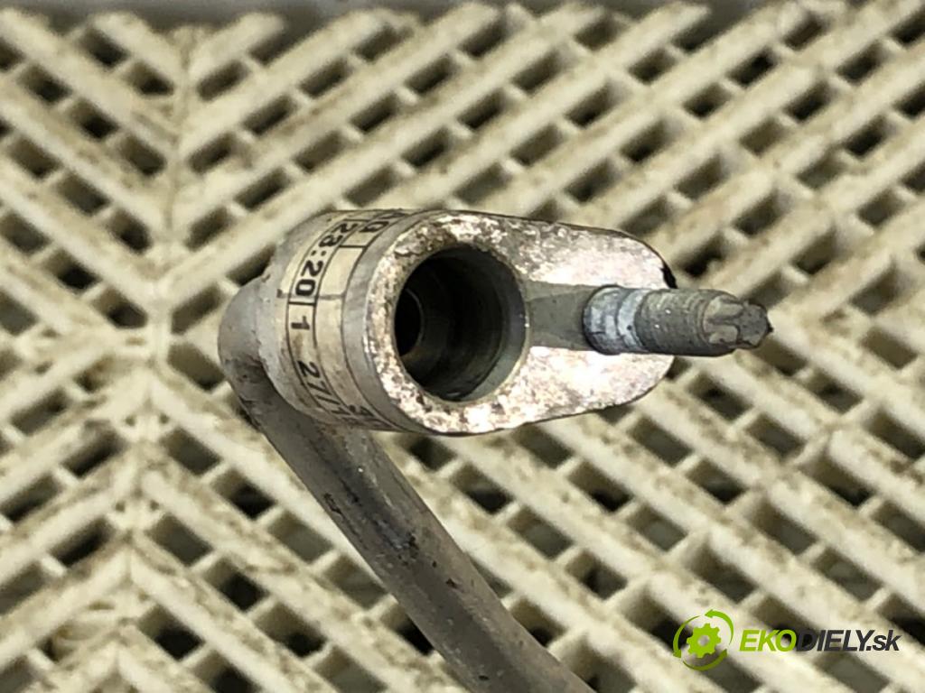 VW PASSAT B8 (3G2, CB2) 2014 - 2022    1.4 TSI 110 kW [150 KM] benzyna 2014 - 2022  rúrka klimatizácie 3Q0820741H (Rúrky klimatizácie)