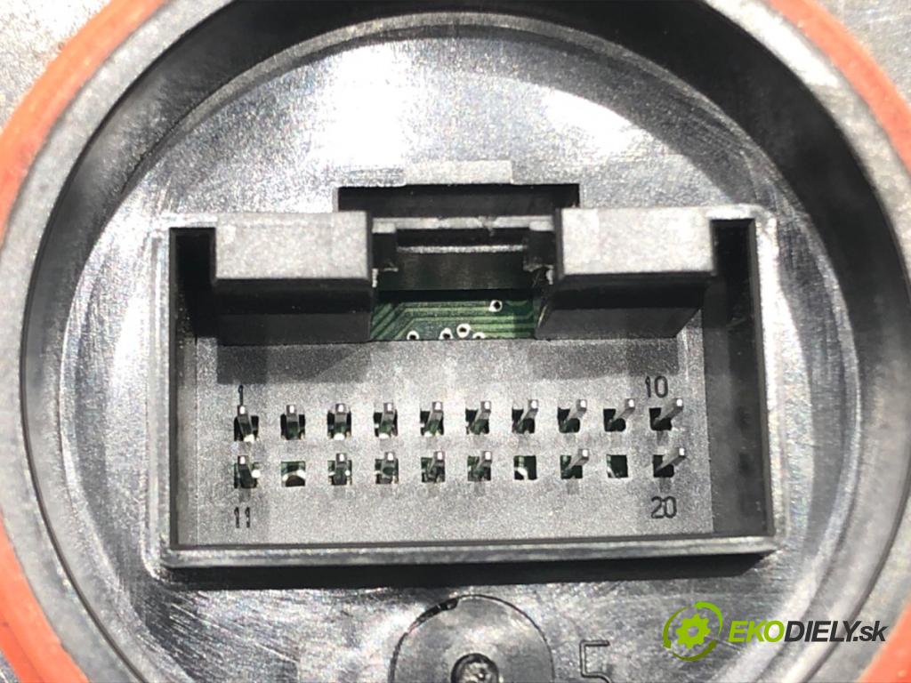 VW PASSAT B8 (3G2, CB2) 2014 - 2022    1.4 TSI 110 kW [150 KM] benzyna 2014 - 2022  Menič XENON 4G0907697F (Riadiace jednotky xenónu)