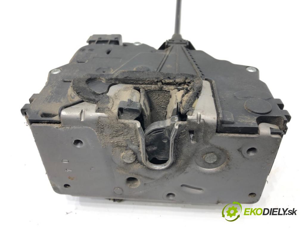 FIAT GRANDE PUNTO (199_) 2005 - 2022    1.4 (199AXB11, 199AXB1A, 199BXB1A, 199AXL1A) 57 kW [77 KM] benzyna 2005 - 2015  zámok dveře levý přední část 55702897