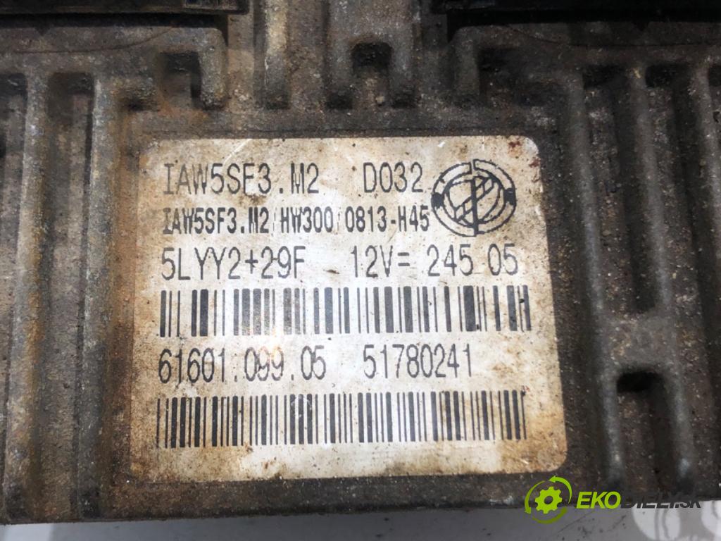 FIAT GRANDE PUNTO (199_) 2005 - 2022    1.4 (199AXB11, 199AXB1A, 199BXB1A, 199AXL1A) 57 kW [77 KM] benzyna 2005 - 2015  riadiaca jednotka Motor 51780241 (Riadiace jednotky)