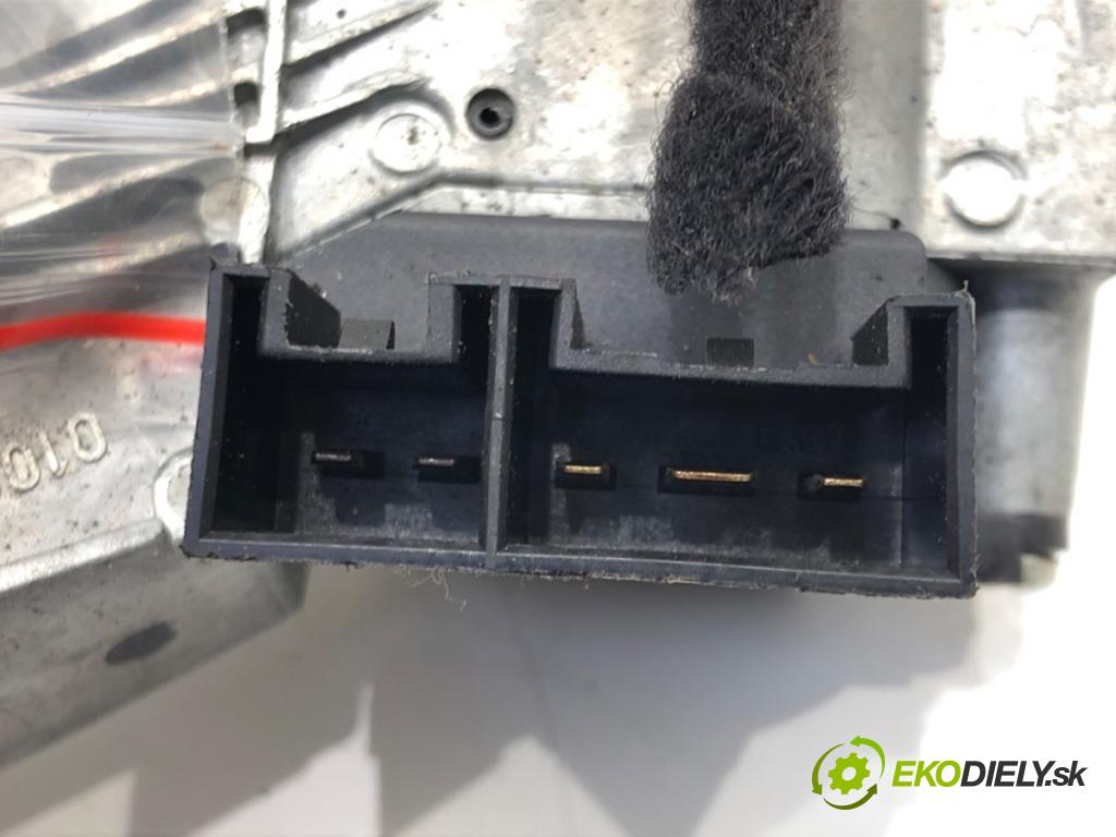 FIAT GRANDE PUNTO (199_) 2005 - 2022    1.4 (199AXB11, 199AXB1A, 199BXB1A, 199AXL1A) 57 kW [77 KM] benzyna 2005 - 2015  spinačka 51749998 (Spínacie skrinky a kľúče)