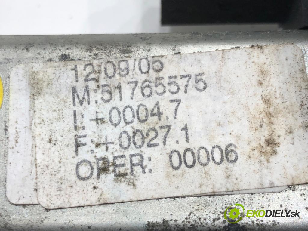 FIAT GRANDE PUNTO (199_) 2005 - 2022    1.4 (199AXB11, 199AXB1A, 199BXB1A, 199AXL1A) 57 kW [77 KM] benzyna 2005 - 2015  mechanismus okna pravý přední část 51765575