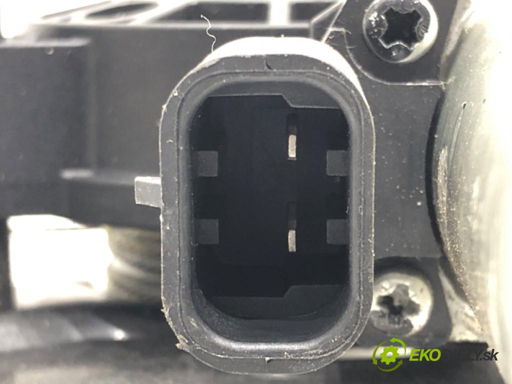 FIAT GRANDE PUNTO (199_) 2005 - 2022    1.4 (199AXB11, 199AXB1A, 199BXB1A, 199AXL1A) 57 kW [77 KM] benzyna 2005 - 2015  mechanismus okna levý přední část 51765574