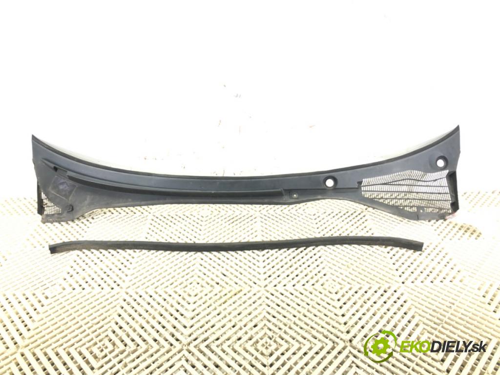 FIAT GRANDE PUNTO (199_) 2005 - 2022    1.4 (199AXB11, 199AXB1A, 199BXB1A, 199AXL1A) 57 kW [77 KM] benzyna 2005 - 2015  Torpédo, plast pod čelné okno 51748698 (Torpéda)