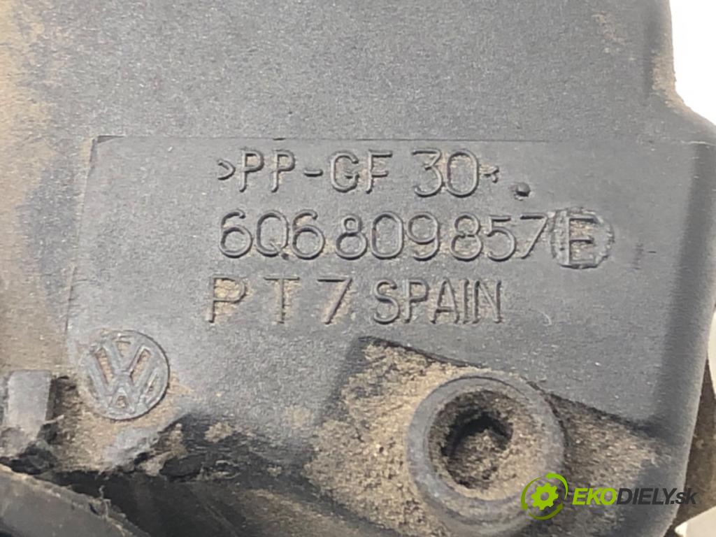 VW POLO (9N_, 9A_) 2001 - 2014    1.4 TDI 51 kW [70 KM] olej napędowy 2005 - 2009  Dvierka nádrže paliva  (Ostatné)