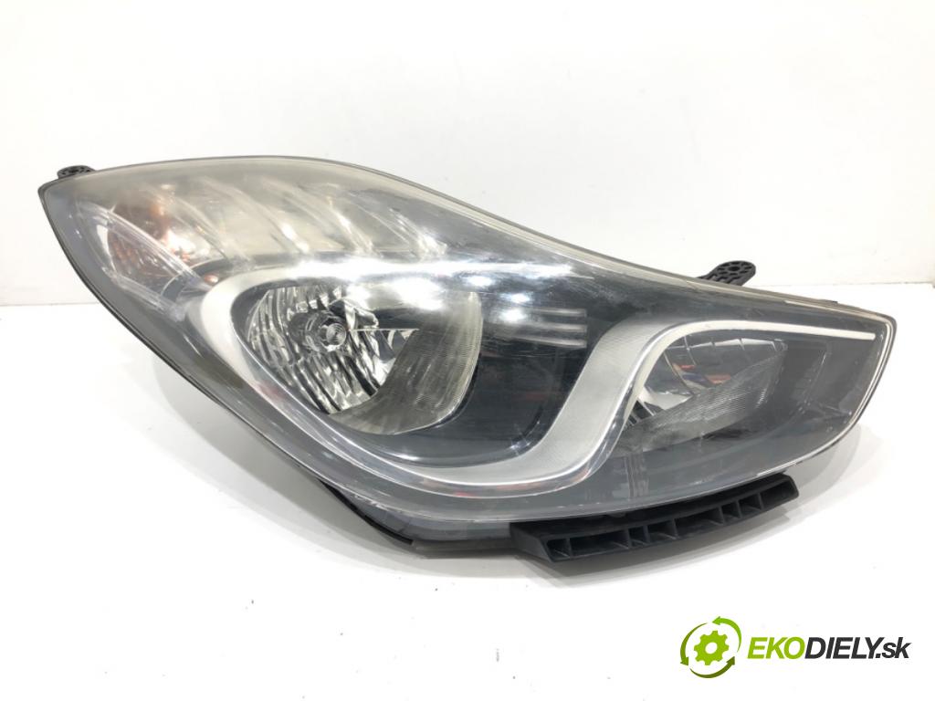 HYUNDAI ix20 (JC) 2010 - 2022    1.4 66 kW [90 KM] benzyna 2010 - 2022  světlomet pravý přední část 