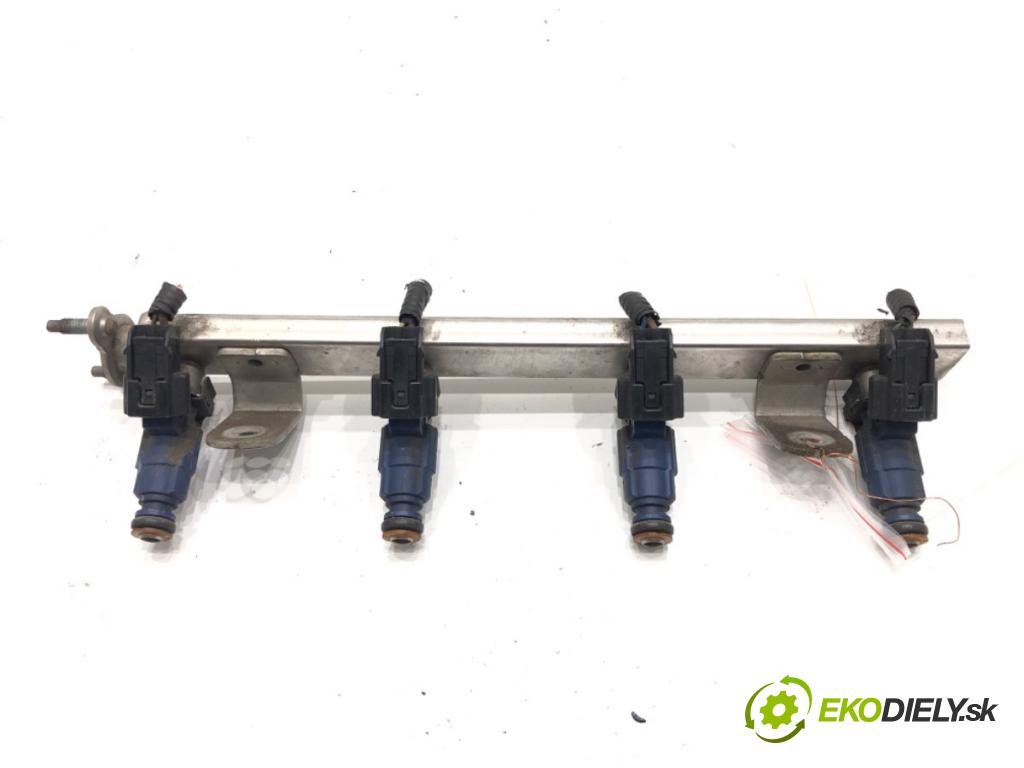 HYUNDAI ix20 (JC) 2010 - 2022    1.4 66 kW [90 KM] benzyna 2010 - 2022  Lišta vstrekovacia 35310-2B000 (Vstrekovacie lišty)